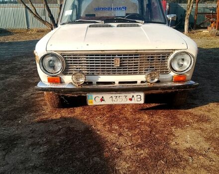ВАЗ 2101 1981 у Каневе на Automoto.ua ВАЗ 2101, об'ємом двигуна 13 л та пробігом 200 тис. км за 500 $, фото 4 на Automoto.ua