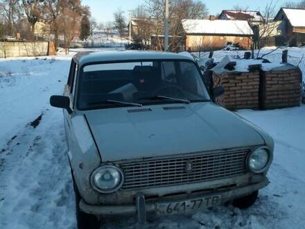 ВАЗ 2101 1974 в Львове на Automoto.ua ВАЗ 2101, объемом двигателя 1.2 л и пробегом 400 тыс. км за 400 $, фото 1 на Automoto.ua