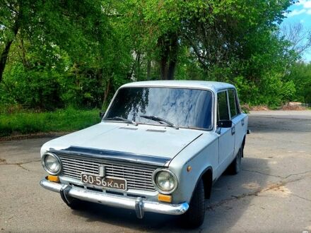 ВАЗ 2101 1974 в Тальном на Automoto.ua ВАЗ 2101, объемом двигателя 1.3 л и пробегом 300 тыс. км за 380 $, фото 1 на Automoto.ua