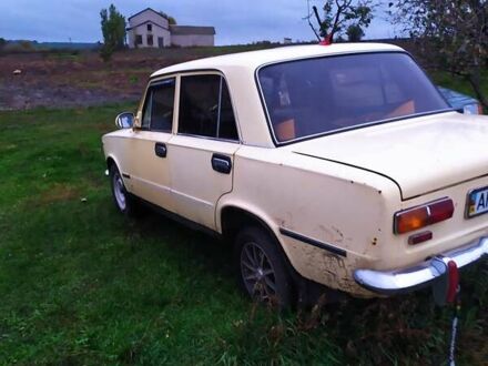 ВАЗ 2101 1974 в Павлограде на Automoto.ua ВАЗ 2101, объемом двигателя 1.2 л и пробегом 220 тыс. км за 720 $, фото 1 на Automoto.ua