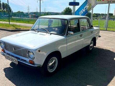 ВАЗ 2101 1982 у Полтаві на Automoto.ua ВАЗ 2101, об'ємом двигуна 1.2 л та пробігом 0 тис. км за 1200 $, фото 1 на Automoto.ua