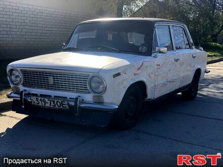 ВАЗ 2101 1982 у Одесі на Automoto.ua ВАЗ 2101, об'ємом двигуна 17 л та пробігом 0 тис. км за 490 $, фото 1 на Automoto.ua