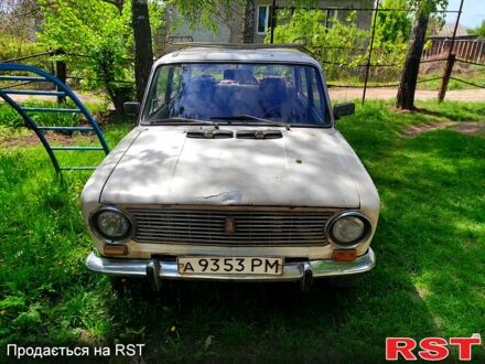 ВАЗ 2101 1985 в Прилуках на Automoto.ua ВАЗ 2101, объемом двигателя 1.3 л и пробегом 300 тыс. км за 300 $, фото 1 на Automoto.ua