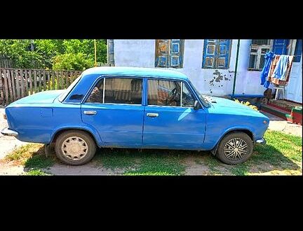 ВАЗ 2101 1985 у Кременчуге на Automoto.ua ВАЗ 2101, об'ємом двигуна 1.2 л та пробігом 0 тис. км за 600 $, фото 1 на Automoto.ua
