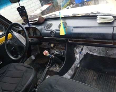 Жовтий ВАЗ 2101, об'ємом двигуна 1 л та пробігом 300 тис. км за 284 $, фото 5 на Automoto.ua