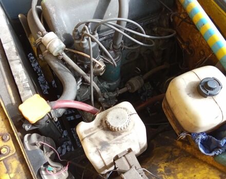 Желтый ВАЗ 2101, объемом двигателя 1 л и пробегом 1 тыс. км за 345 $, фото 2 на Automoto.ua