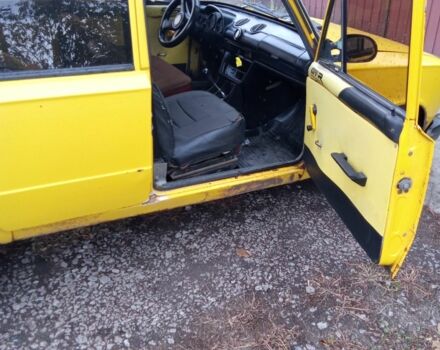 Желтый ВАЗ 2101, объемом двигателя 1 л и пробегом 1 тыс. км за 345 $, фото 3 на Automoto.ua