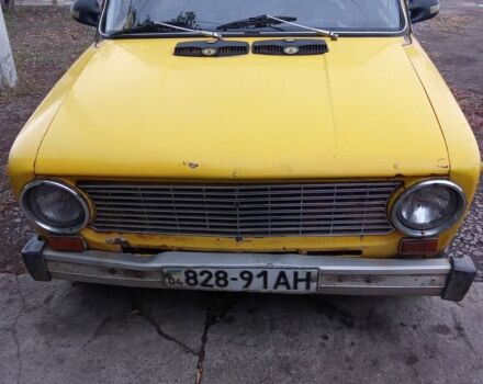 Желтый ВАЗ 2101, объемом двигателя 1 л и пробегом 1 тыс. км за 345 $, фото 5 на Automoto.ua