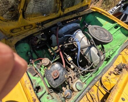 Желтый ВАЗ 2101, объемом двигателя 0 л и пробегом 358 тыс. км за 249 $, фото 2 на Automoto.ua