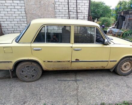 Желтый ВАЗ 2101, объемом двигателя 1 л и пробегом 123 тыс. км за 288 $, фото 2 на Automoto.ua