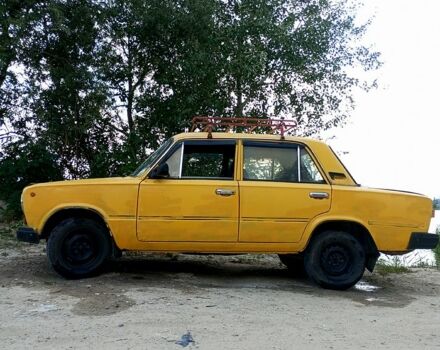 Жовтий ВАЗ 2101, об'ємом двигуна 1.3 л та пробігом 200 тис. км за 570 $, фото 2 на Automoto.ua