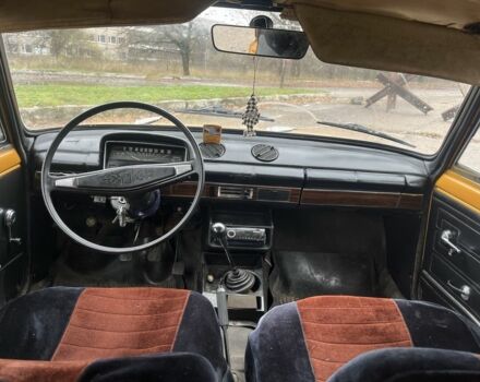 Желтый ВАЗ 2101, объемом двигателя 1.3 л и пробегом 666 тыс. км за 643 $, фото 5 на Automoto.ua