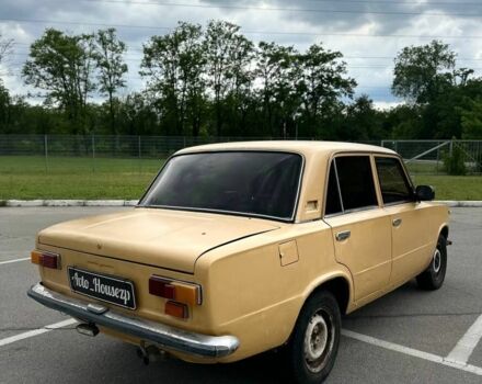 Желтый ВАЗ 2101, объемом двигателя 0 л и пробегом 200 тыс. км за 700 $, фото 2 на Automoto.ua