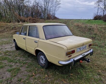 Желтый ВАЗ 2101, объемом двигателя 1.2 л и пробегом 83 тыс. км за 382 $, фото 3 на Automoto.ua
