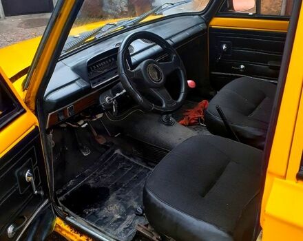 Жовтий ВАЗ 2101, об'ємом двигуна 1.3 л та пробігом 387 тис. км за 430 $, фото 4 на Automoto.ua