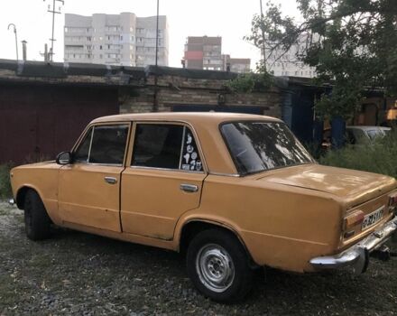 Желтый ВАЗ 2101, объемом двигателя 1.2 л и пробегом 100 тыс. км за 322 $, фото 2 на Automoto.ua