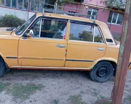 Желтый ВАЗ 2101, объемом двигателя 1.3 л и пробегом 220 тыс. км за 727 $, фото 3 на Automoto.ua