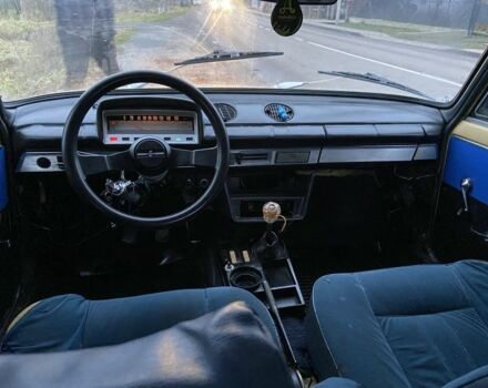 Желтый ВАЗ 2101, объемом двигателя 1.2 л и пробегом 100 тыс. км за 300 $, фото 4 на Automoto.ua