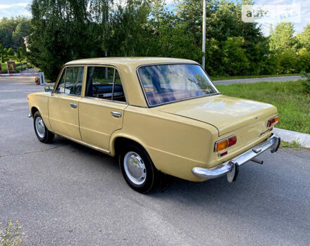Желтый ВАЗ 2101, объемом двигателя 1.2 л и пробегом 37 тыс. км за 4300 $, фото 3 на Automoto.ua