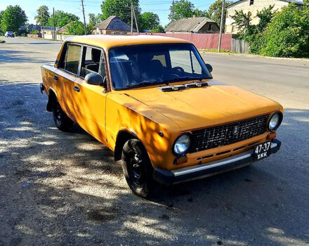 Желтый ВАЗ 2101, объемом двигателя 1.3 л и пробегом 0 тыс. км за 400 $, фото 1 на Automoto.ua