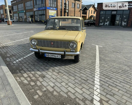 Желтый ВАЗ 2101, объемом двигателя 1.2 л и пробегом 38 тыс. км за 3500 $, фото 2 на Automoto.ua