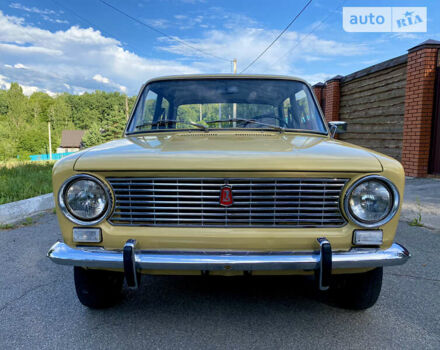 Желтый ВАЗ 2101, объемом двигателя 1.2 л и пробегом 37 тыс. км за 4300 $, фото 6 на Automoto.ua