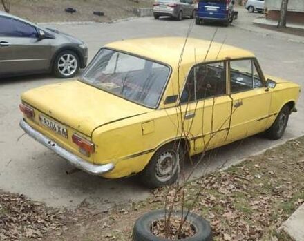 Желтый ВАЗ 2101, объемом двигателя 0 л и пробегом 100 тыс. км за 440 $, фото 3 на Automoto.ua