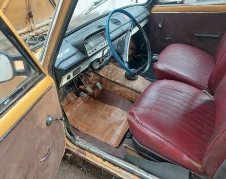 Желтый ВАЗ 2101, объемом двигателя 1 л и пробегом 68 тыс. км за 345 $, фото 3 на Automoto.ua