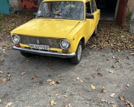 Желтый ВАЗ 2101, объемом двигателя 1.3 л и пробегом 76 тыс. км за 645 $, фото 2 на Automoto.ua