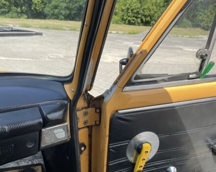 Желтый ВАЗ 2101, объемом двигателя 1.2 л и пробегом 39 тыс. км за 600 $, фото 4 на Automoto.ua