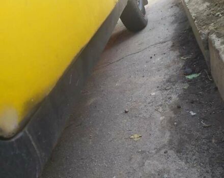 Желтый ВАЗ 2101, объемом двигателя 1.3 л и пробегом 986 тыс. км за 400 $, фото 3 на Automoto.ua