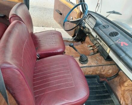 Желтый ВАЗ 2101, объемом двигателя 1 л и пробегом 68 тыс. км за 345 $, фото 6 на Automoto.ua