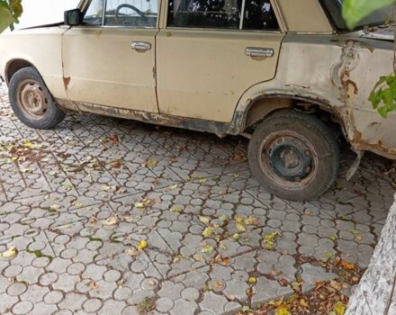 Желтый ВАЗ 2101, объемом двигателя 1 л и пробегом 2 тыс. км за 195 $, фото 4 на Automoto.ua