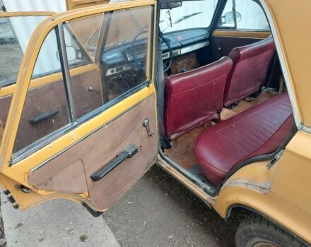 Желтый ВАЗ 2101, объемом двигателя 1 л и пробегом 68 тыс. км за 345 $, фото 2 на Automoto.ua