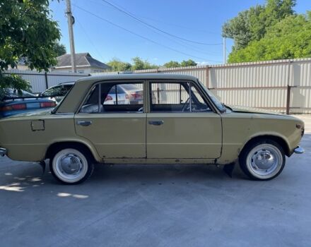 Желтый ВАЗ 2101, объемом двигателя 1.1 л и пробегом 43 тыс. км за 550 $, фото 4 на Automoto.ua