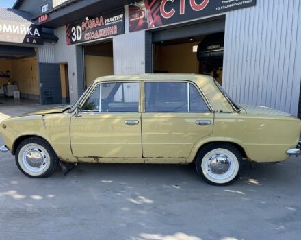 Желтый ВАЗ 2101, объемом двигателя 1.1 л и пробегом 43 тыс. км за 550 $, фото 3 на Automoto.ua