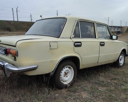 Жовтий ВАЗ 2101, об'ємом двигуна 0 л та пробігом 200 тис. км за 334 $, фото 2 на Automoto.ua