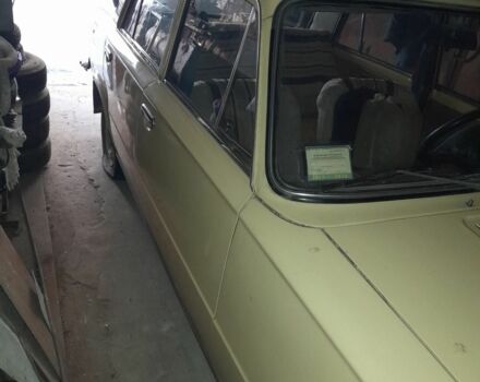 Желтый ВАЗ 2101, объемом двигателя 1.3 л и пробегом 200 тыс. км за 700 $, фото 3 на Automoto.ua