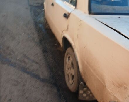 Желтый ВАЗ 2101, объемом двигателя 1.7 л и пробегом 99 тыс. км за 800 $, фото 4 на Automoto.ua