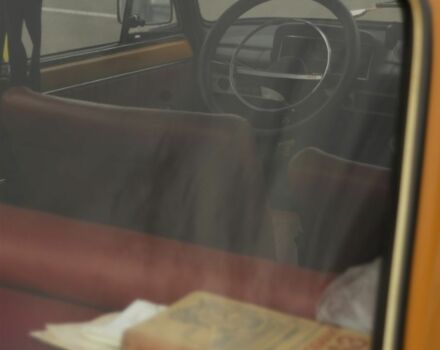 Жовтий ВАЗ 2101, об'ємом двигуна 1.2 л та пробігом 130 тис. км за 650 $, фото 3 на Automoto.ua