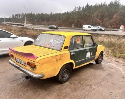 Желтый ВАЗ 2101, объемом двигателя 1.3 л и пробегом 100 тыс. км за 358 $, фото 3 на Automoto.ua