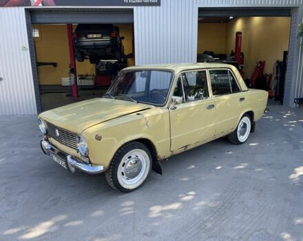 Желтый ВАЗ 2101, объемом двигателя 1.1 л и пробегом 43 тыс. км за 550 $, фото 2 на Automoto.ua