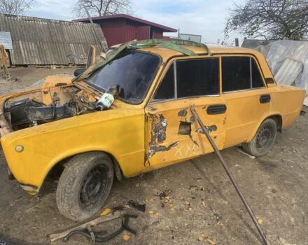 Желтый ВАЗ 2101, объемом двигателя 0 л и пробегом 100 тыс. км за 120 $, фото 6 на Automoto.ua