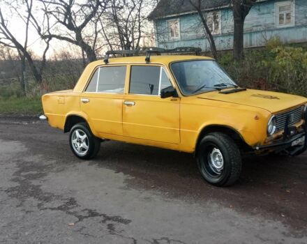 Желтый ВАЗ 2101, объемом двигателя 1.3 л и пробегом 330 тыс. км за 446 $, фото 9 на Automoto.ua