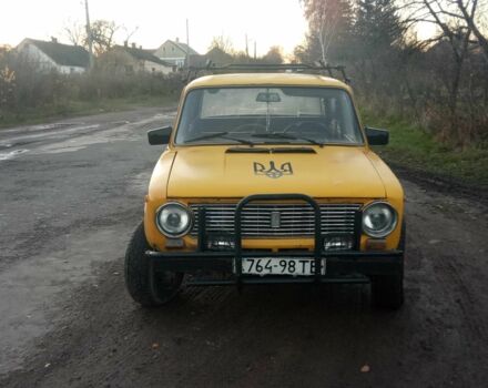 Желтый ВАЗ 2101, объемом двигателя 1.3 л и пробегом 330 тыс. км за 446 $, фото 11 на Automoto.ua