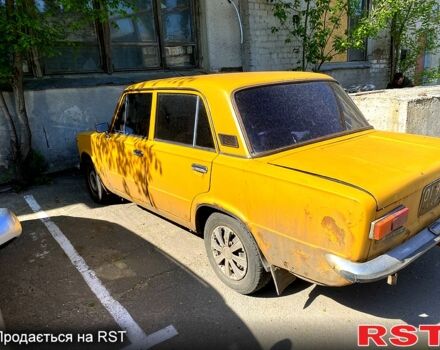 Желтый ВАЗ 2101, объемом двигателя 1.5 л и пробегом 0 тыс. км за 300 $, фото 7 на Automoto.ua