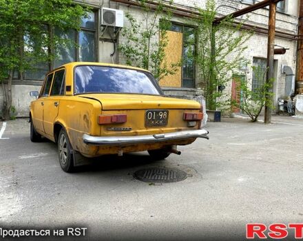 Желтый ВАЗ 2101, объемом двигателя 1.5 л и пробегом 0 тыс. км за 300 $, фото 6 на Automoto.ua
