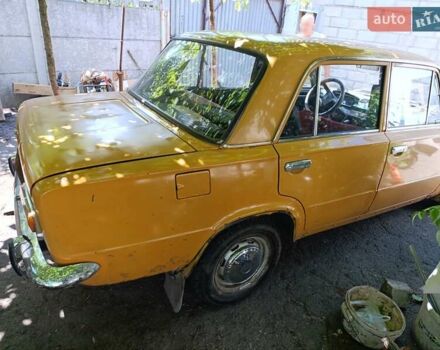 Желтый ВАЗ 2101, объемом двигателя 1.1 л и пробегом 45 тыс. км за 589 $, фото 14 на Automoto.ua