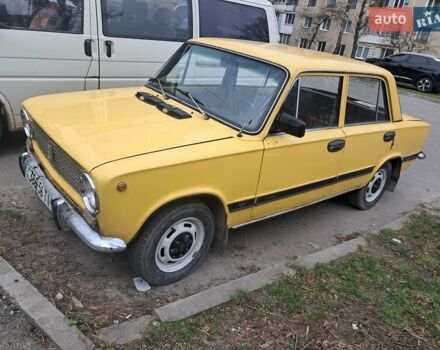 Желтый ВАЗ 2101, объемом двигателя 1 л и пробегом 222 тыс. км за 490 $, фото 5 на Automoto.ua