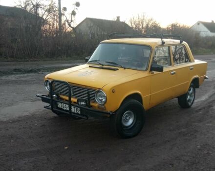 Желтый ВАЗ 2101, объемом двигателя 1.3 л и пробегом 330 тыс. км за 446 $, фото 7 на Automoto.ua